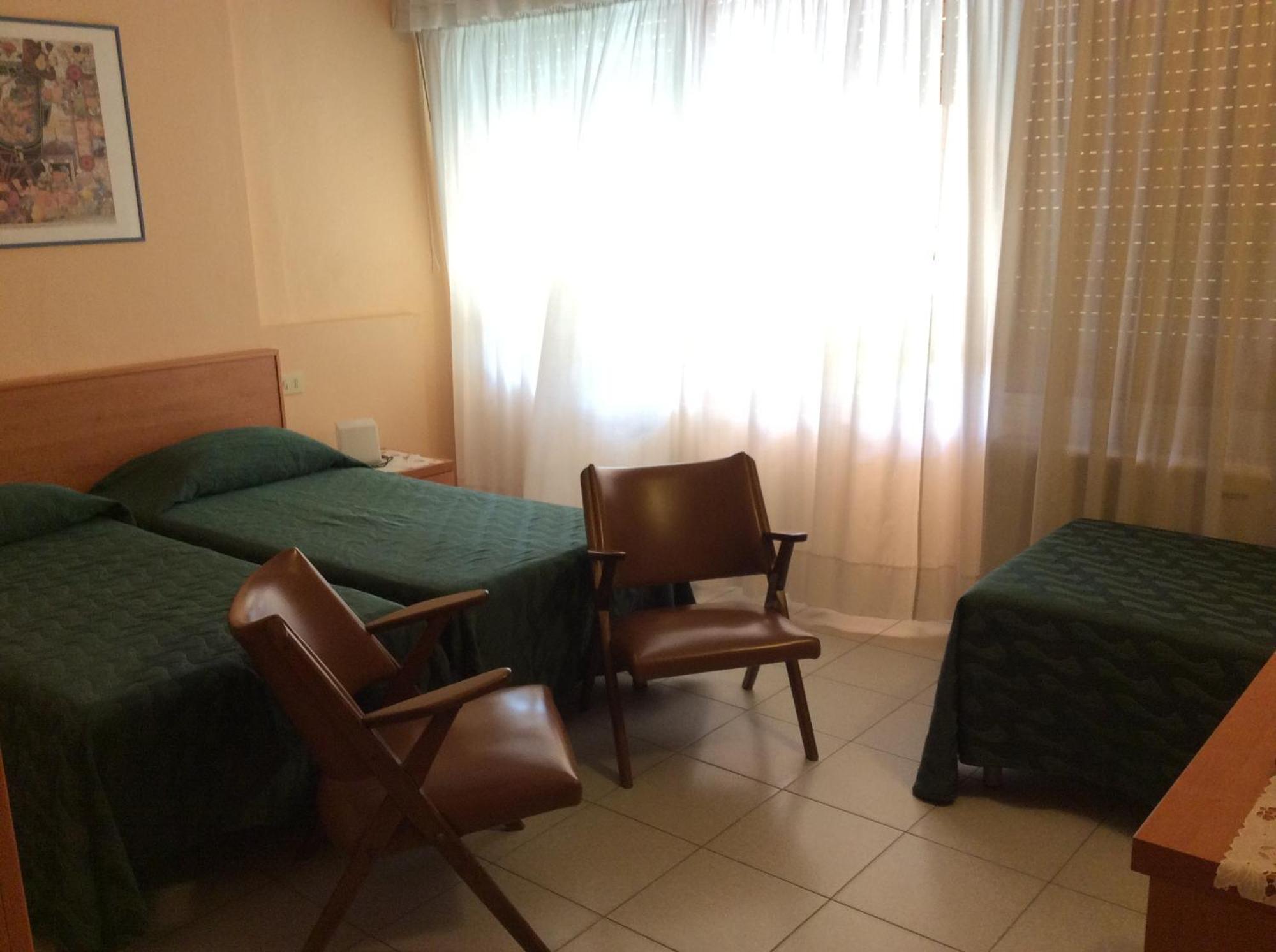 Hotel Le Ginestre Lido di Camaiore Exterior foto