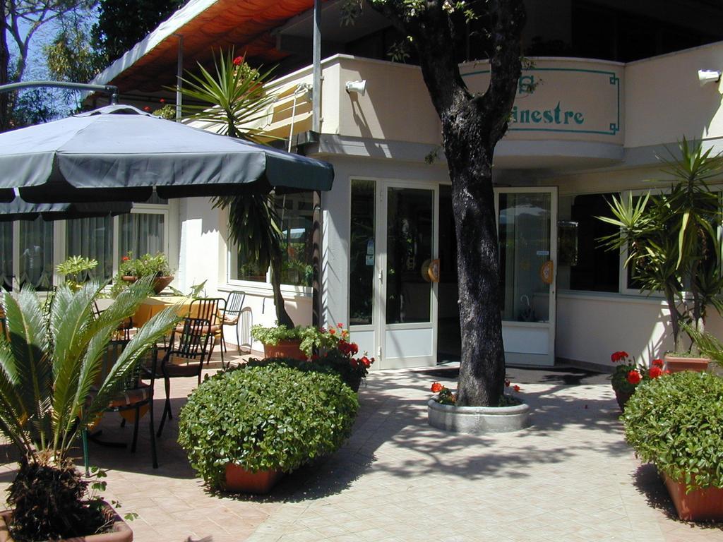 Hotel Le Ginestre Lido di Camaiore Exterior foto