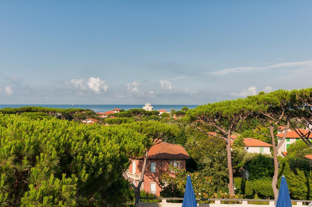 Hotel Le Ginestre Lido di Camaiore Exterior foto